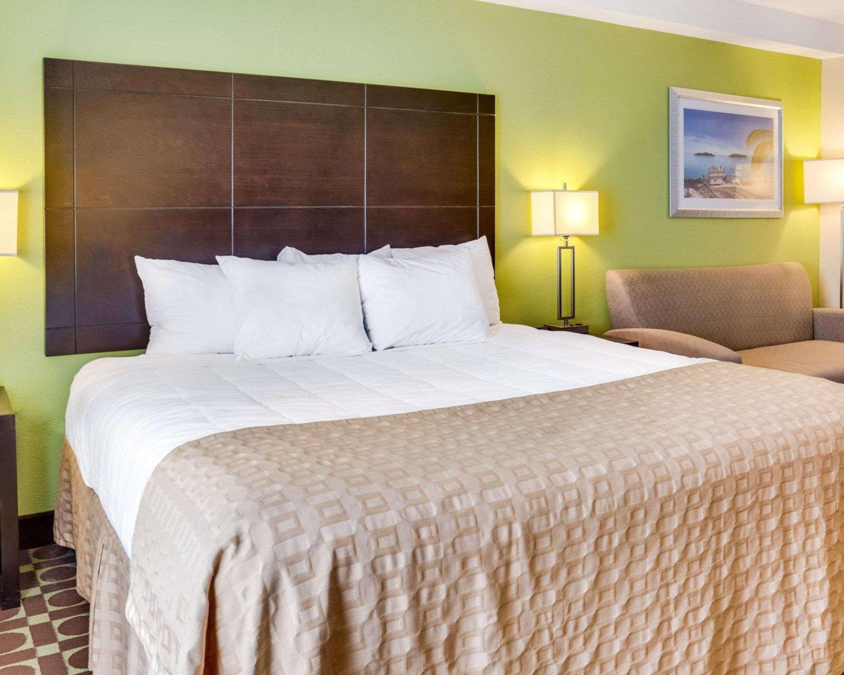 Garner Hotel Virginia Beach North By Ihg Exterior photo